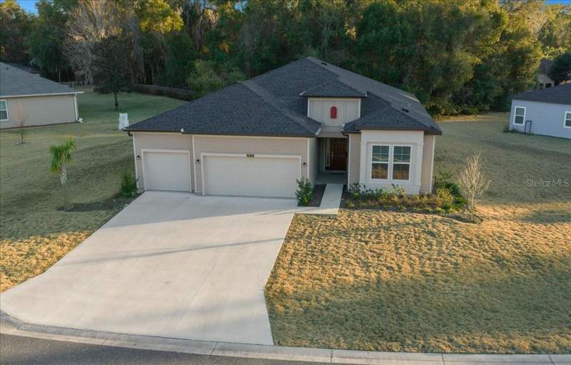 4 bedroom Single Family Residence at 19735 SW 77th Loop, Grand Park North, Dunnellon — photo 2