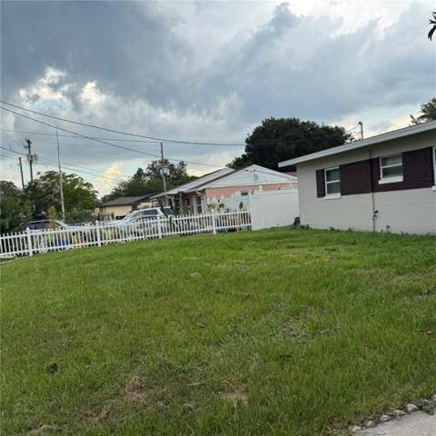 5715 Elon Drive, Orlando FL - photo 7 of 21
