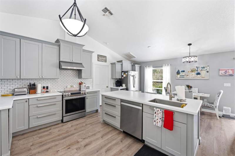 3 bedroom Single Family Residence at 11240 Marquerite Avenue, Griffin Park, New Port Richey — photo 3