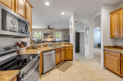 36624 Grand Island Oaks Circle, Grand Island FL - photo 24 of 48