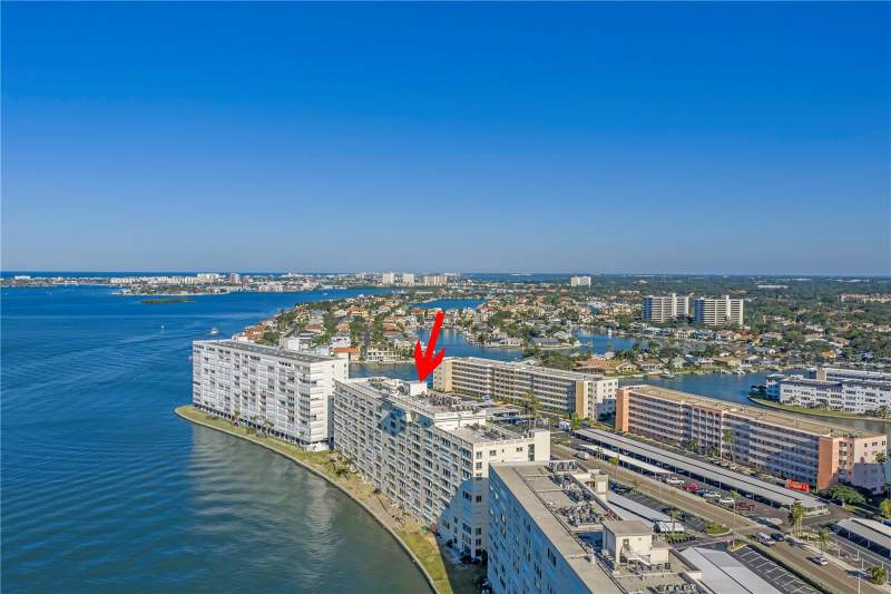 2 bedroom Condominium at 6020 Shore Boulevard #712, Town Shores Of Gulfport, Gulfport — photo 2