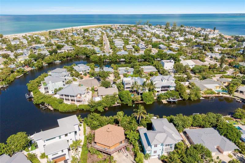 2 bedroom Single Family Residence at 109 Gull Drive, Luana Isles, Anna Maria — photo 1