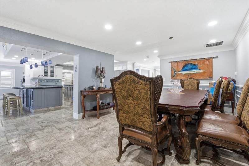 3 bedroom Single Family Residence at 3874 48th Avenue, Maximo Moorings, St Petersburg — photo 3