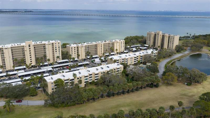 Cove Cay 26 17 Village