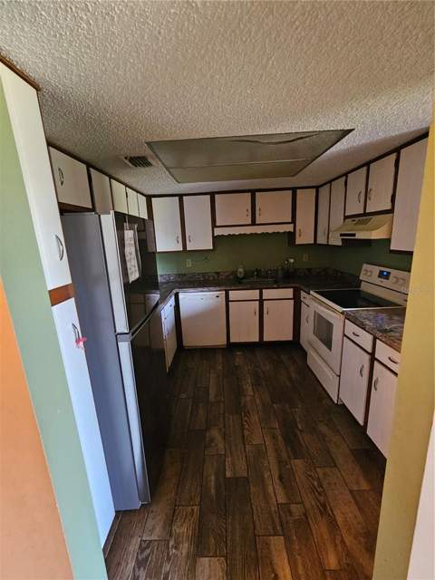 522 Fairways Circle #A, Ocala FL - photo 6 of 20