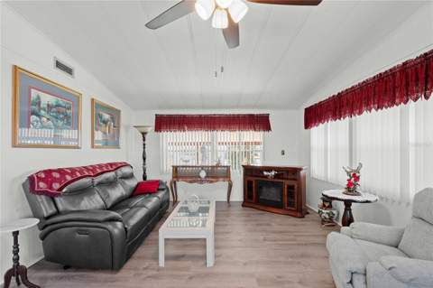 5250 Dean Dairy Road, Zephyrhills FL - photo 9 of 64