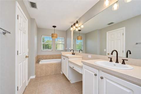 828 Lumsden Reserve Drive, Brandon FL - photo 18 of 30