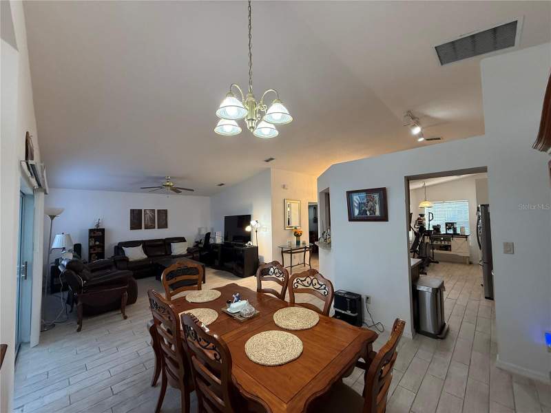 2 bedroom Single Family Residence at 25607 Belle Helene, Plantation/Leesburg Belle Grove, Leesburg — photo 4