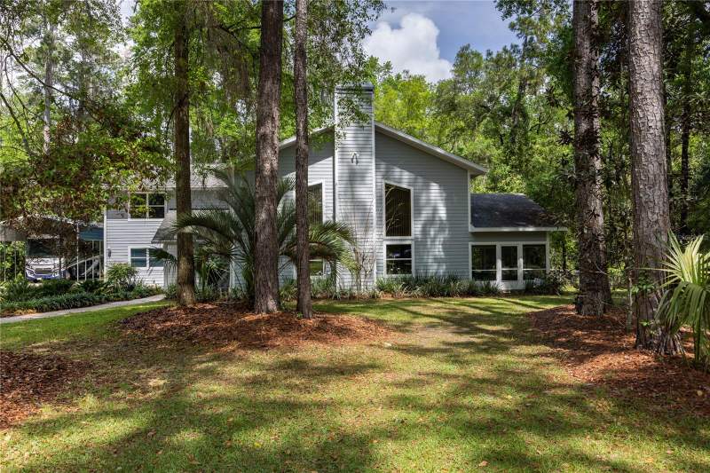 University Acres