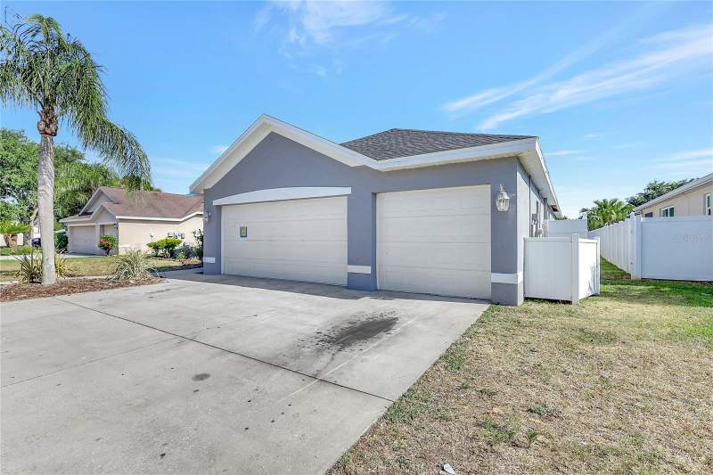 4 bedroom Single Family Residence at 2863 Duncan Tree Circle, Duncan Groves, Valrico — photo 2