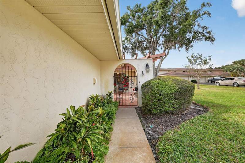 3 bedroom Condominium at 100 S Tremain Street #F1, Mount Dora Lake Dora Villas Condo, Mount Dora — photo 2