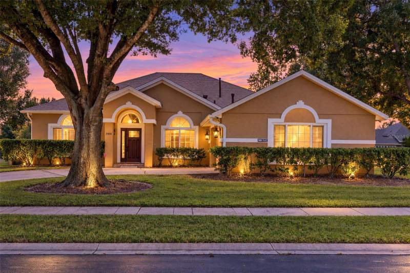 7904 PLUM BLOSSOM COURT home for sale in Formosa Gardens