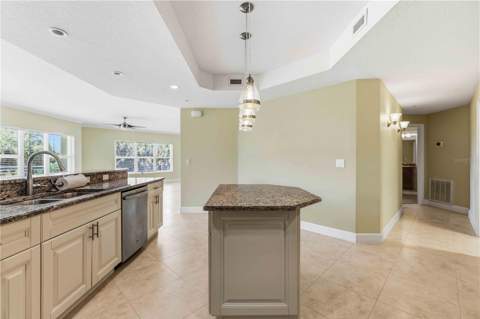 7820 34th Ave W #102, Bradenton FL - photo 12 of 32