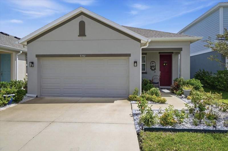 3 bedroom Single Family Residence at 6561 Great Bear Drive, Villages/Bridgewater-Vlg 14, Lakeland — photo 2