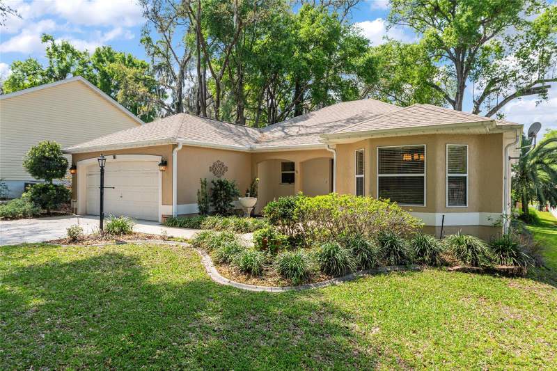 110 CHULA VISTA AVENUE home for sale in the Villages Lady
