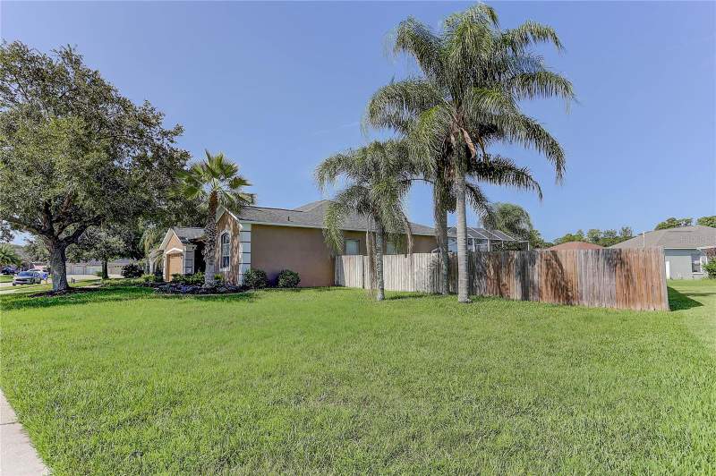 4 bedroom Single Family Residence at 3815 Red Bluff Ct, Stagecoach Village, Land O Lakes — photo 4