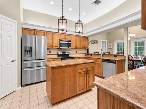 8732 Spring Court, Leesburg FL - photo 19 of 54