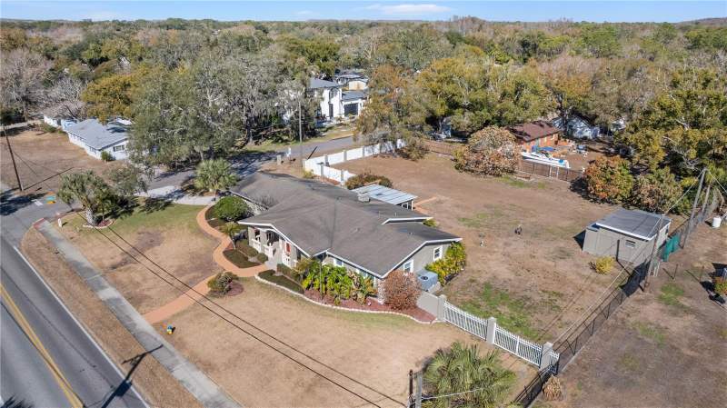 W E Hamners Horseshoe AcresHomes for Sale in Tampa, FL