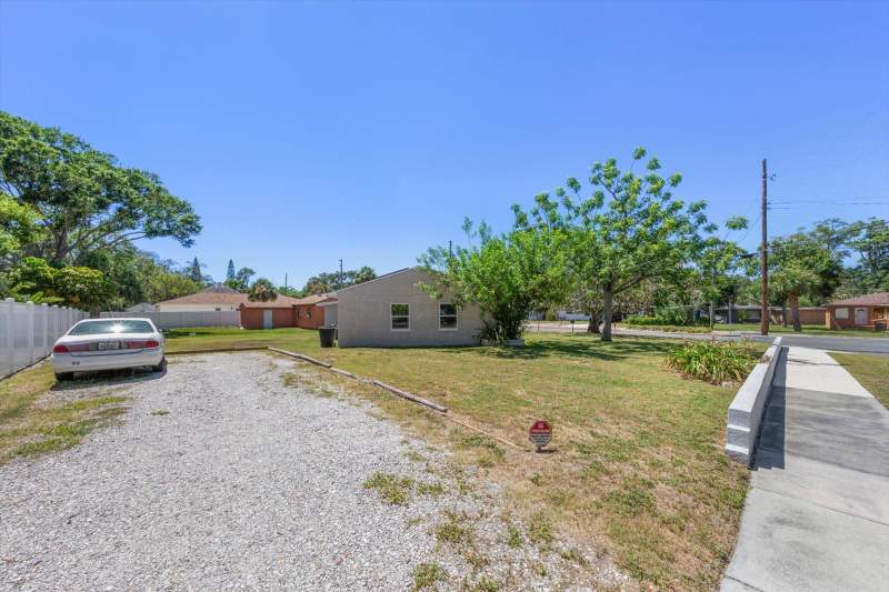 3 bedroom Single Family Residence at 1135 Fairmont Street, Fairmont Sub, Clearwater — photo 4