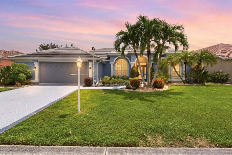 26211 FEATHERSOUND DRIVE home for sale in Seminole Lakes