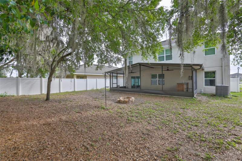 5 bedroom Single Family Residence at 5461 Magdalene Way, Zephyr Rdg Ph 1-A, Zephyrhills — photo 4