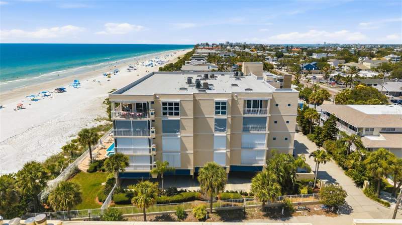 3 bedroom Condominium at 2 15TH AVENUE #401, CHEZ SOLEIL CONDO, INDIAN ROCKS BEACH — photo 2