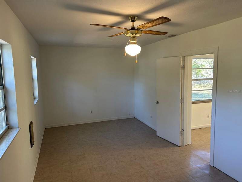 4 bedroom Single Family Residence at 7001 32nd Avenue, South Tampa Subdivision, Tampa — photo 2