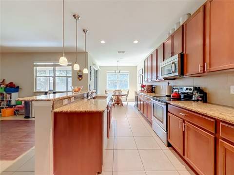 11913 Verrazano Drive, Orlando FL - photo 11 of 42