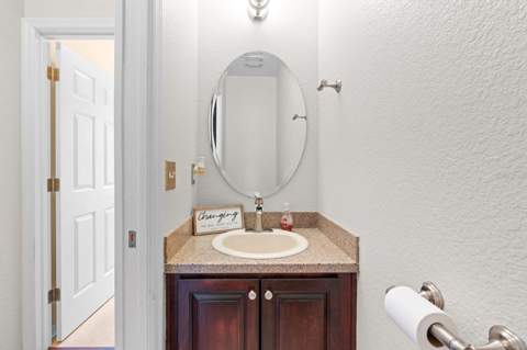 7415 S Elliott Street, Tampa FL - photo 7 of 48