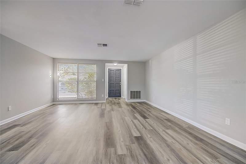 3 bedroom Single Family Residence at 8923 Candlewick Lane, Embassy Hills, Port Richey — photo 4