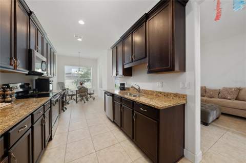 2806 Plymouth Place, Kissimmee FL - photo 10 of 43