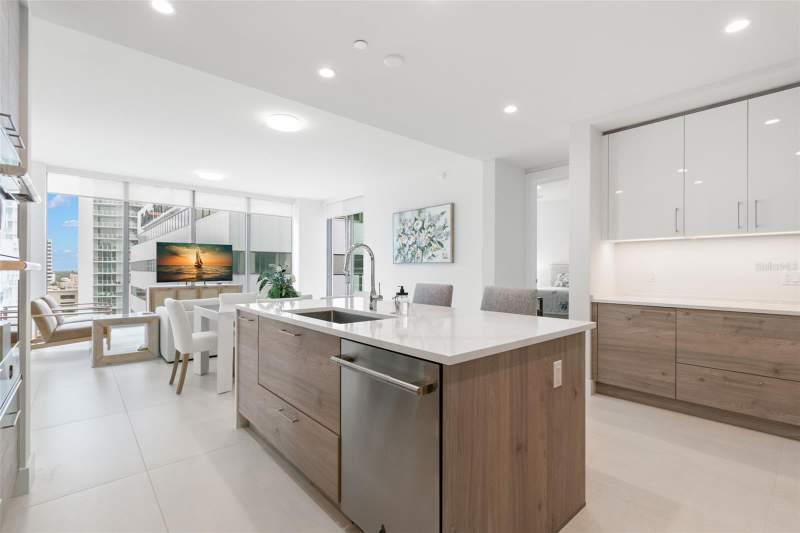 3 bedroom Condominium at 301 1st Street #1204, Saltaire Condo, St Petersburg — photo 5