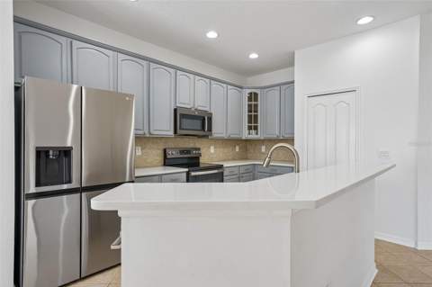 1810 Mira Lago Circle, Ruskin FL - photo 16 of 62