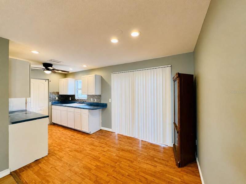 3 bedroom Single Family Residence at 12909 Litewood Drive, Parkwood Acres Sub, Hudson — photo 3