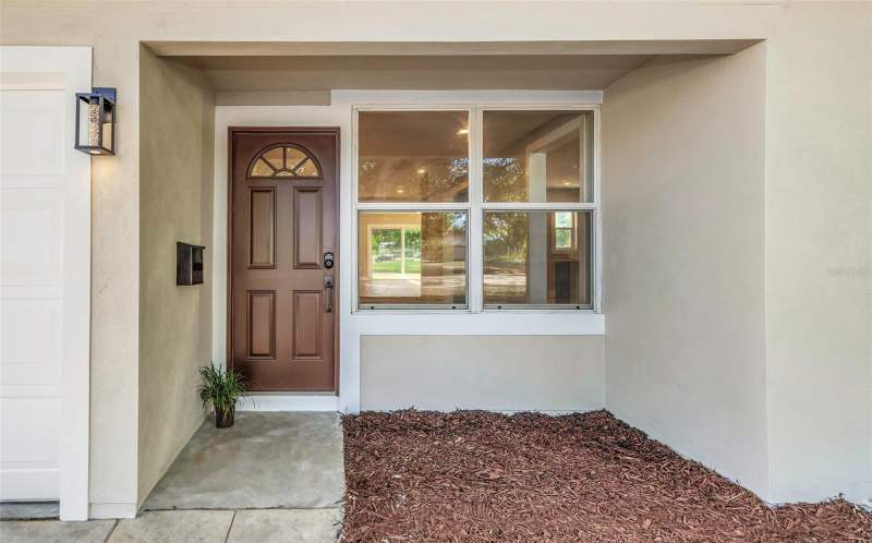 3 bedroom Single Family Residence at 8017 31st Avenue, Jungle Terrace Sec C, St Petersburg — photo 5