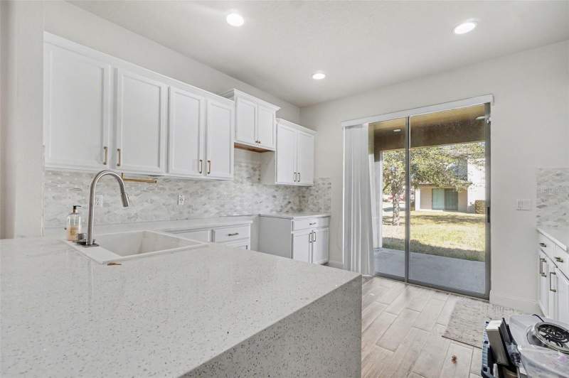 4 bedroom Single Family Residence at 406 Capron Ash Loop, Legacy Park Residential Ph III A Rep, Casselberry — photo 5