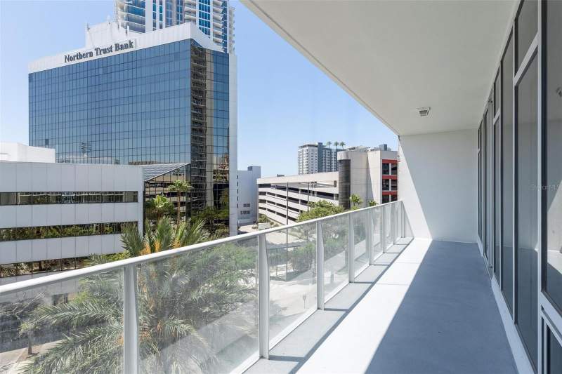 1 bedroom Condominium at 175 1st Street #504, Signature Place Condo, St Petersburg — photo 4