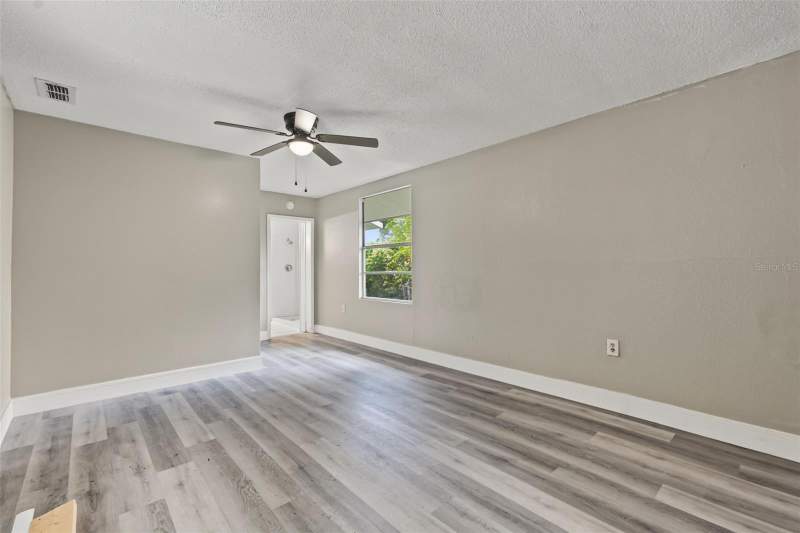 3 bedroom Single Family Residence at 6317 N Central Avenue, North Park, Tampa — photo 5