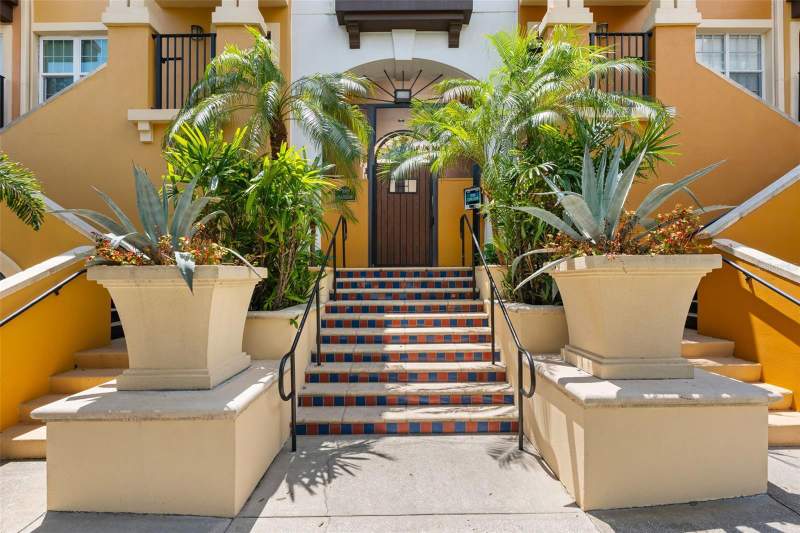 2 bedroom Condominium at 100 4TH AVENUE #111, MADISON AT ST PETE II, ST PETERSBURG — photo 1