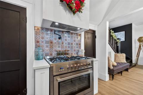 6566 1st Avenue, St Petersburg FL - photo 10 of 46
