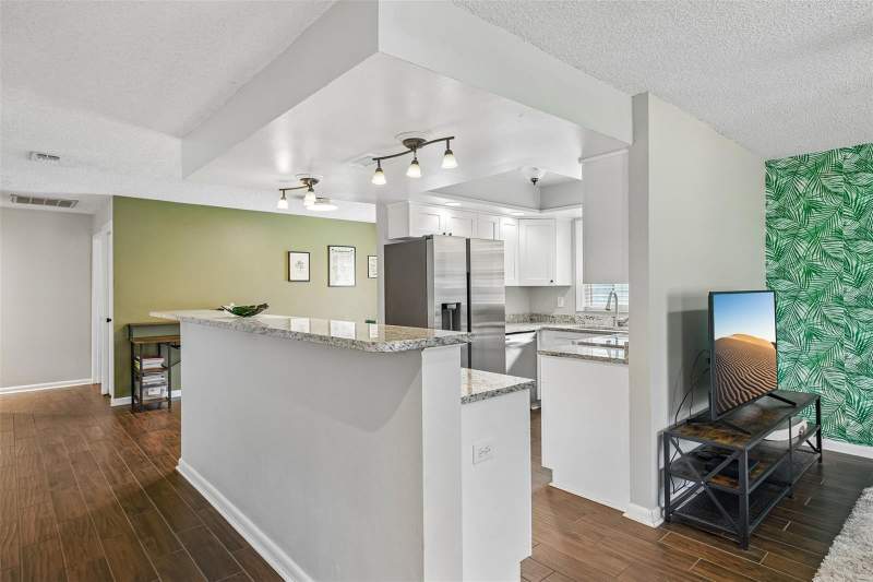 3 bedroom Single Family Residence at 4717 W Prescott Street, Port Tampa City Map, Tampa — photo 5