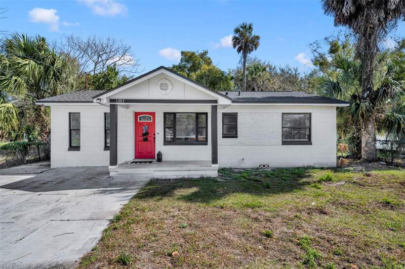 3 bedroom Single Family Residence at 1307 Shepherd Avenue, Chappells Sub A D, Sanford — photo 2