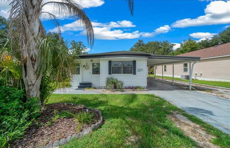 2 bedroom Mobile Home at 1314 TEAKWOOD LANE, LADY LAKE ORANGE BLOSSOM GARDENS UNIT 01, LADY LAKE — photo 1