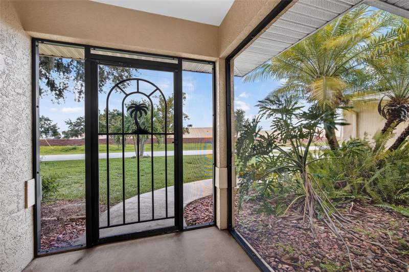 3 bedroom Single Family Residence at 19163 Baoy Avenue, Port Charlotte Sec 089, Port Charlotte — photo 4