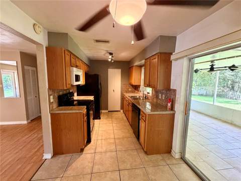 4557 SE 140th Place, Summerfield FL - photo 7 of 25