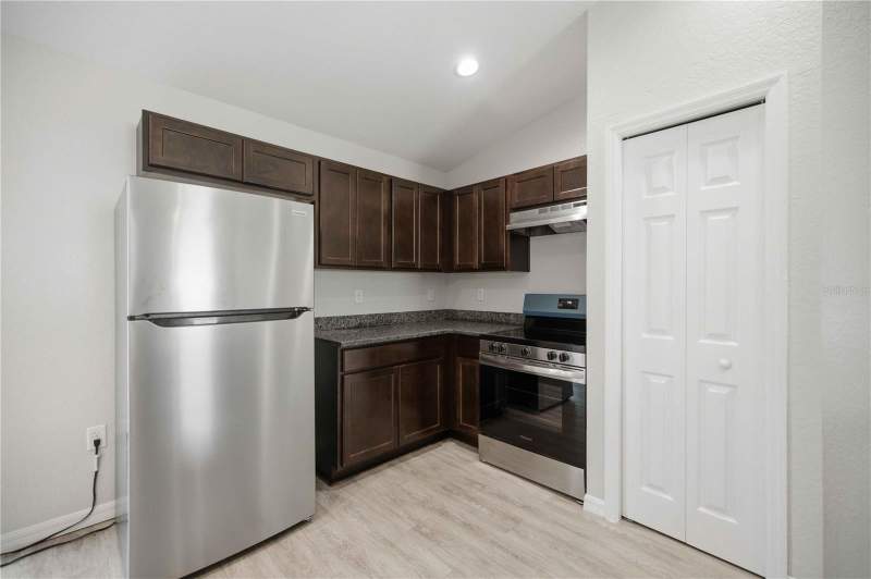 3 bedroom Single Family Residence at 2824 SW 161st Loop, Marion Oaks Un 04, Ocala — photo 4