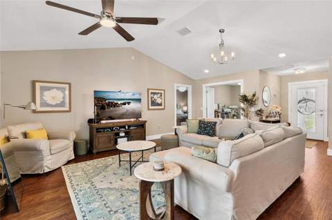 206 Shannon Lane, Lady Lake FL - photo 17 of 40