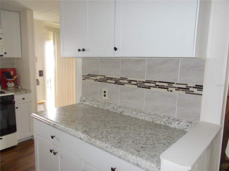 3 bedroom Mobile Home at 6821 Ocean Court, Holiday Park, North Port — photo 4