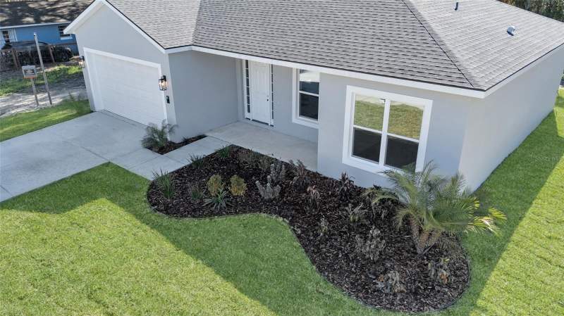 3 bedroom Single Family Residence at 902 SW 2nd Street, Mitchells Add, Ocala — photo 2