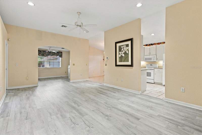 3 bedroom Single Family Residence at 2740 Bay Lagoon Way, Tavares Lake Saunders Pointe Lt 01, Tavares — photo 4